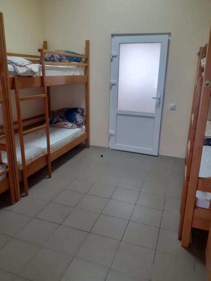 Hostel Stozhary Тернопіль Екстер'єр фото