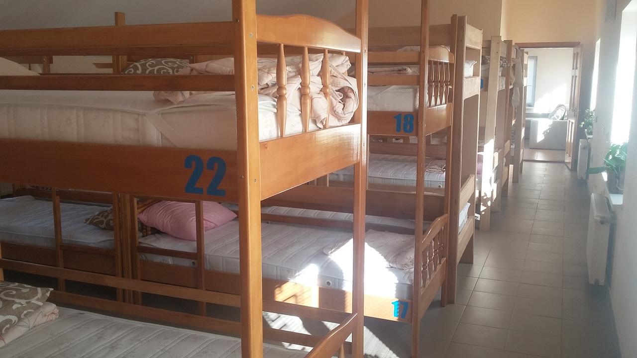 Hostel Stozhary Тернопіль Екстер'єр фото