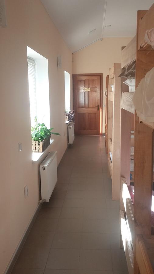 Hostel Stozhary Тернопіль Екстер'єр фото