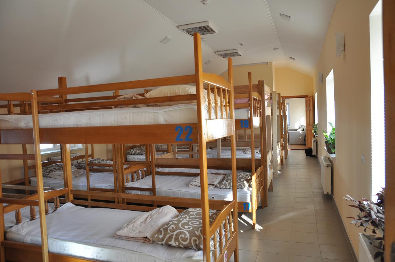 Hostel Stozhary Тернопіль Екстер'єр фото