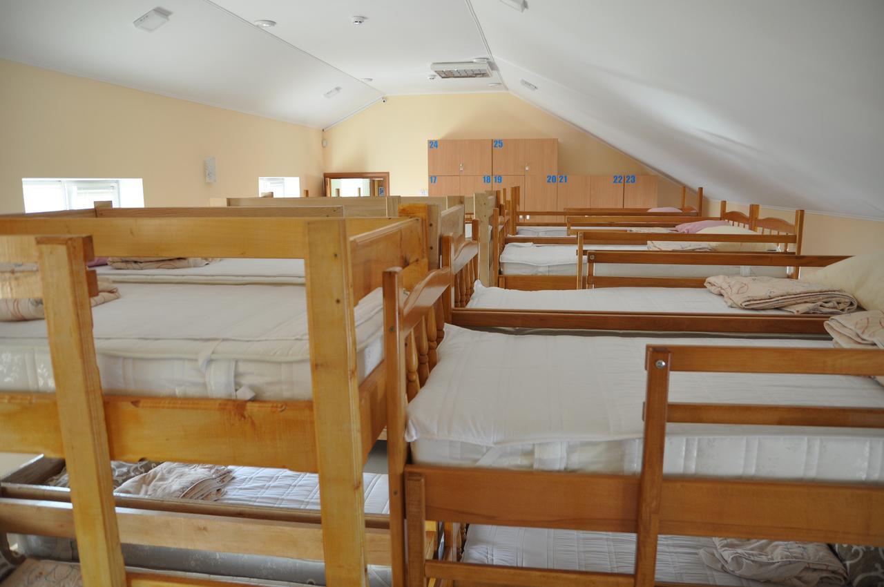 Hostel Stozhary Тернопіль Екстер'єр фото